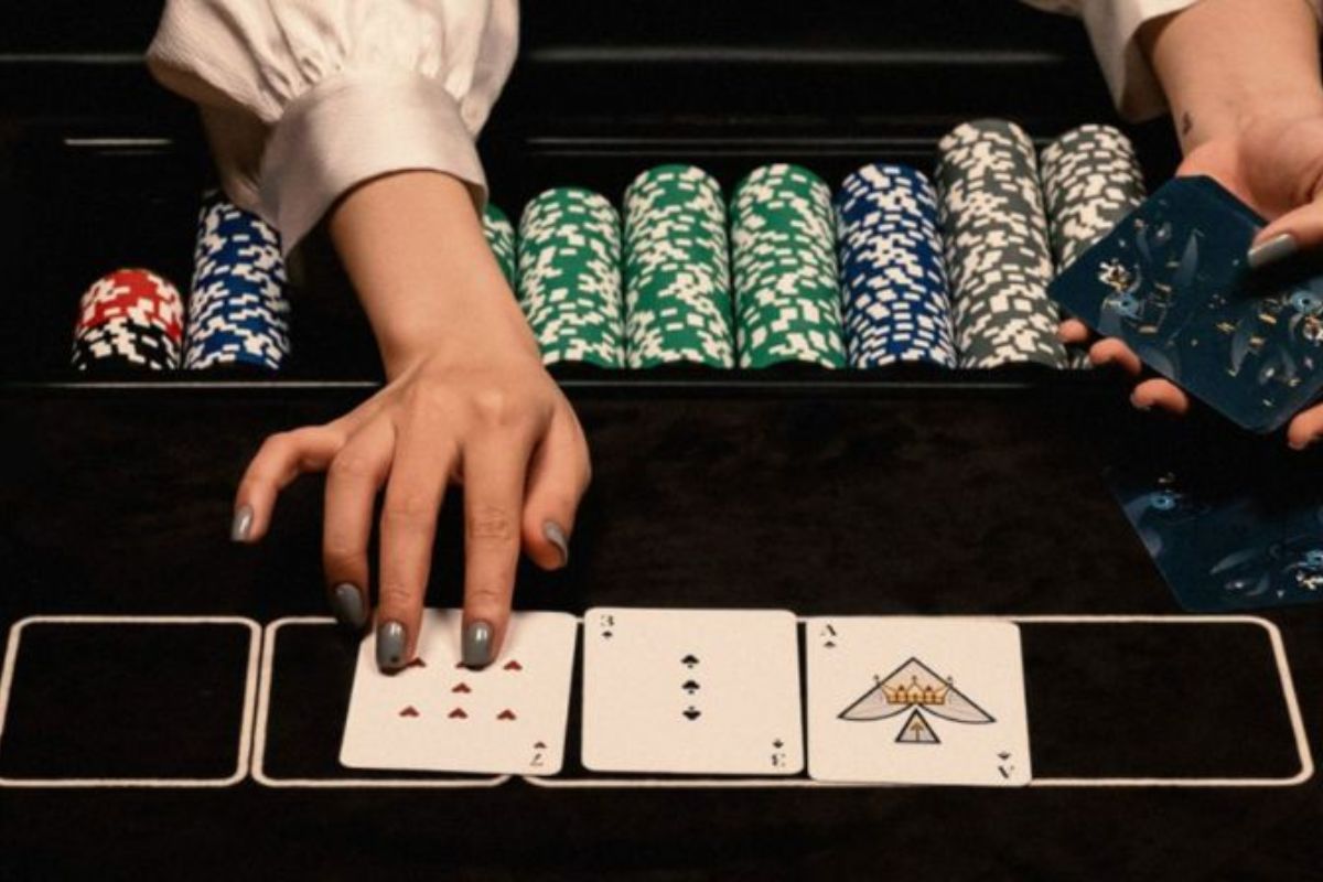 bí mật về luật chơi poker dành cho người mới